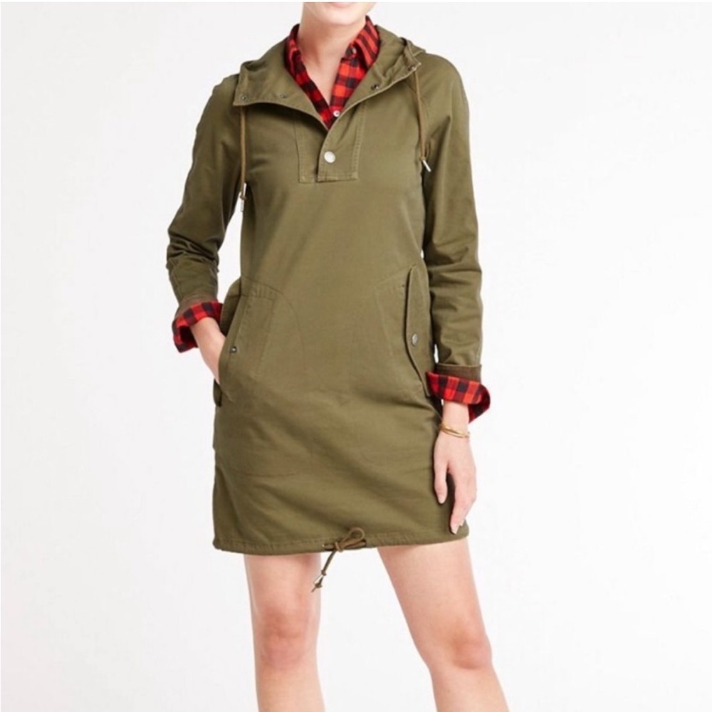 L.L. Bean Women's Signature Anorak Dress over coat light coat signature XS green